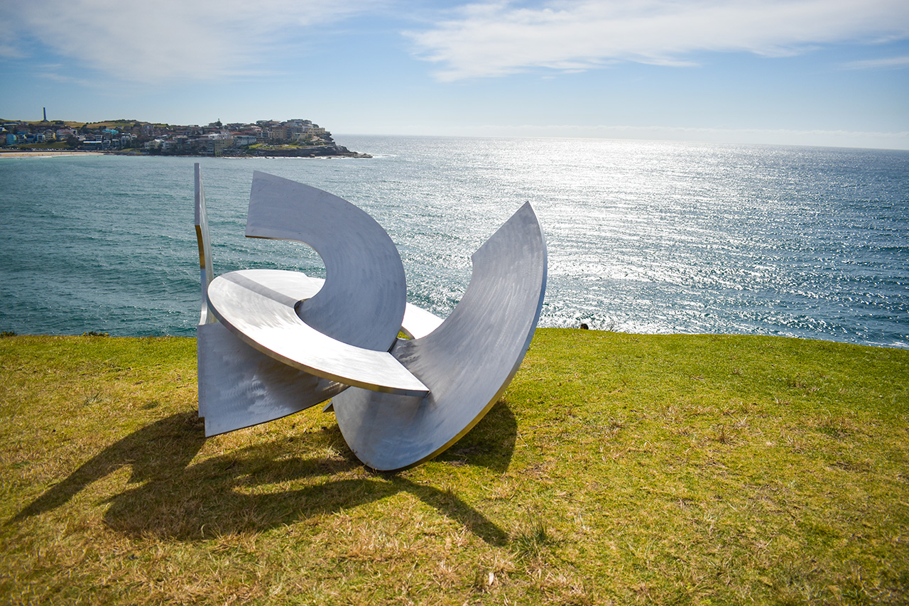 lesterlost-travel-australia-sydney-sculpture-by-the-sea-inge-king-link3