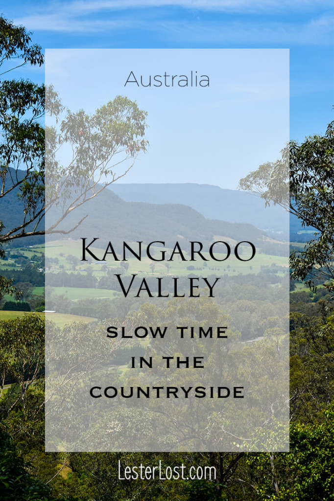 Kangaroo Valley is a hidden gem in New South Wales, Australia. Take a day trip 2 hours from Sydney and discover a lush and green valley.