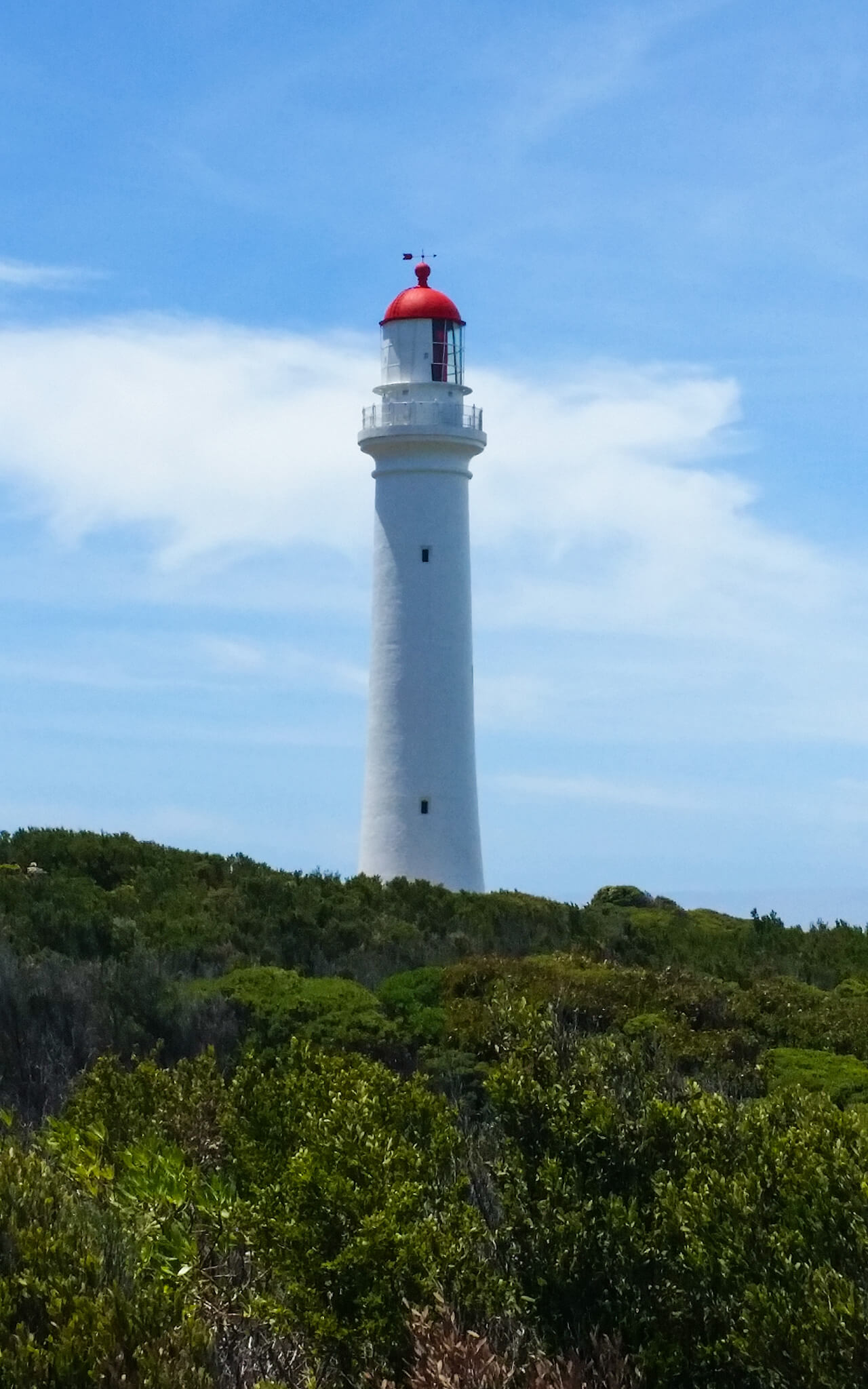 lesterlost-travel-australia-victoria-split-point-lighthouse (1)