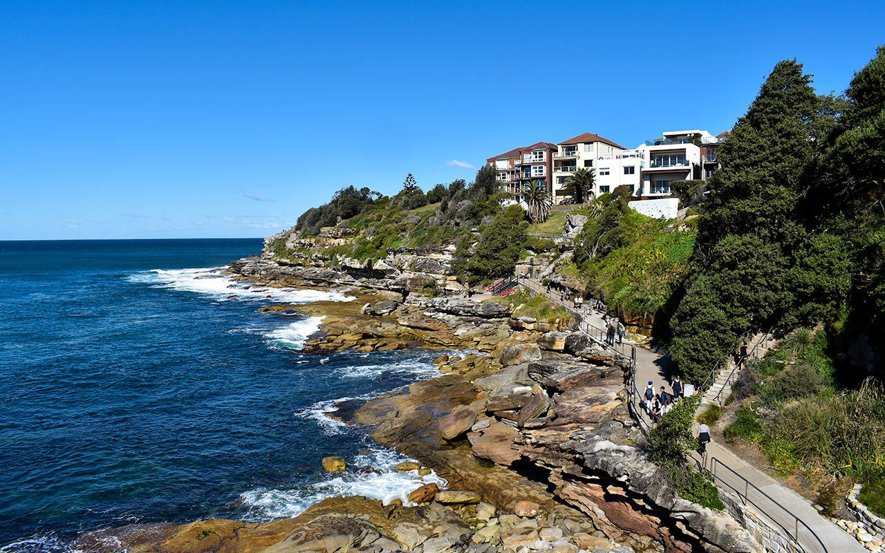 Coastal walks are a free and very popular thing to do in Sydney