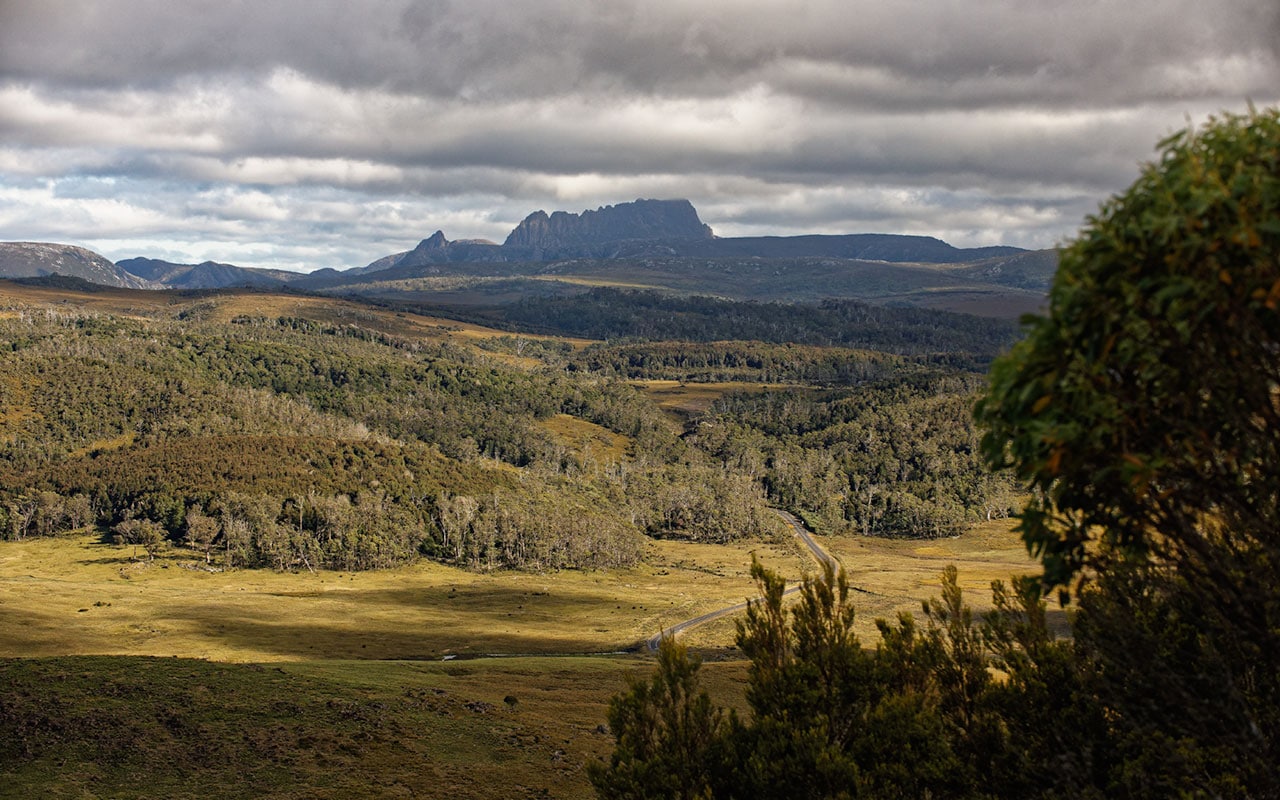 lesterlost-travel-australia-tasmania-cradle-mountain-wilderness-mount-roland-thierry-mignon