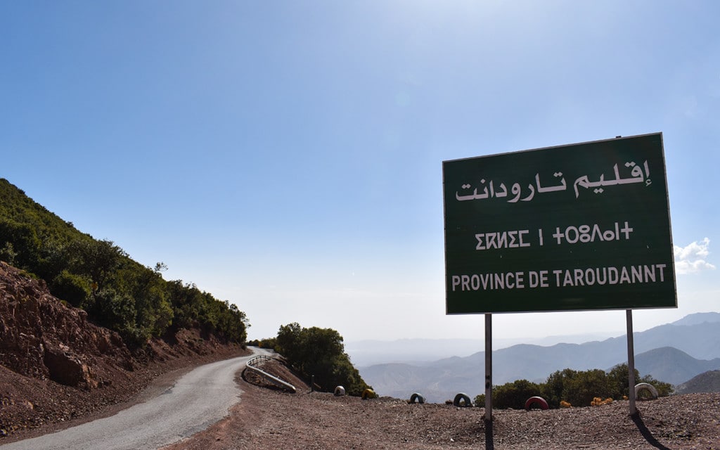 lesterlost-travel-morocco-driving-high-atlas-tizi-test-pass