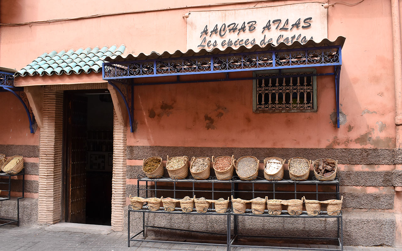  L'huile d'argan est un incontournable à acheter au Maroc 