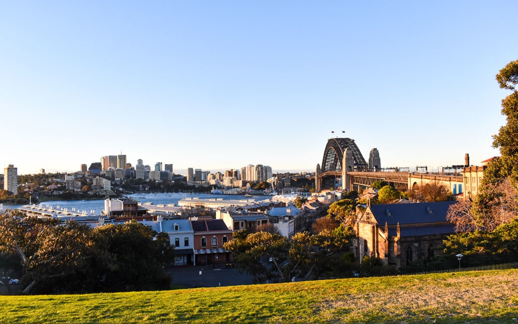 Discover the old Sydney by taking a self guiided walking tour in the Rocks