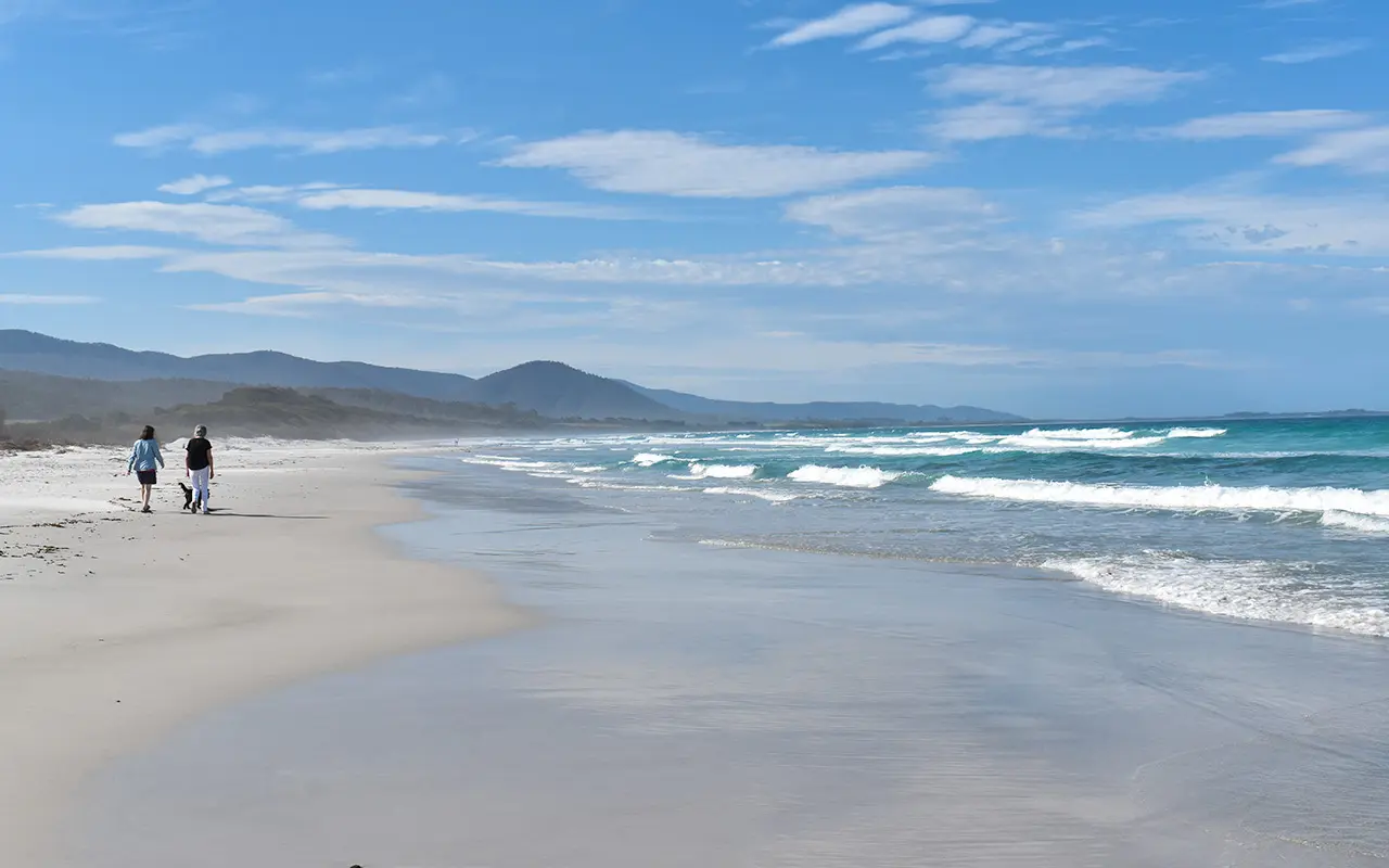 Enjoy a Tasmania holidays vibe at Denison Beach