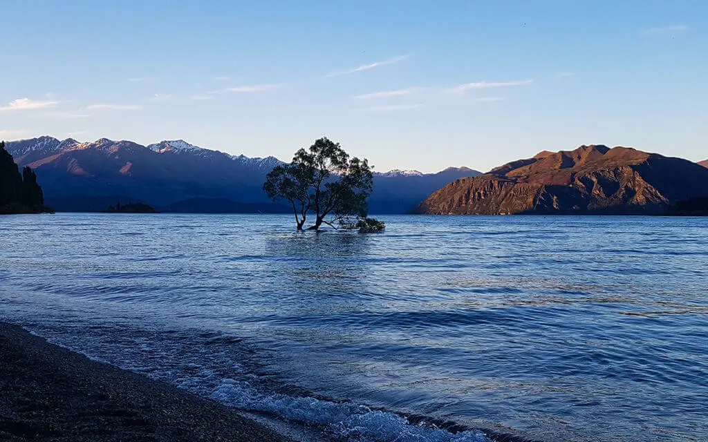 Take a walk around Lake Wanaka at dusk