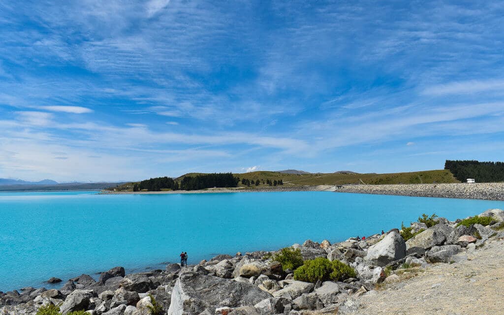 Lake Pukaki in New Zealand is a great drive