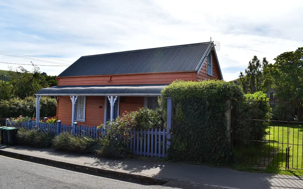 Akaroa has plenty of nicely painted houses