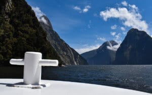 Travelling from Te Anau to Milford Sound is worth a day trip